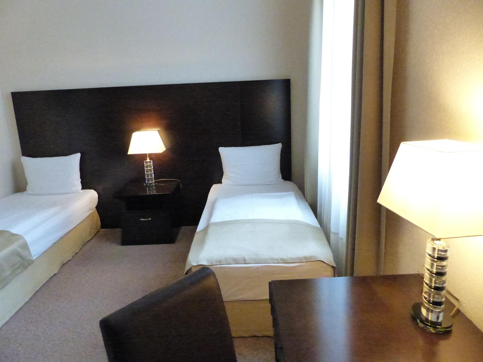 Grand Palace Hotel Hannover Exterior photo
